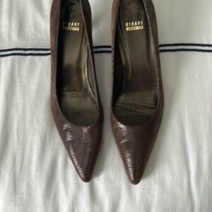 Stuart Weitzman chocolate Brown Embossed Heels Size 10 - never worn